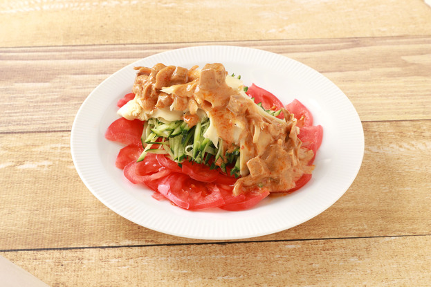キノコのお肉と白まいたけの棒棒鶏風サラダ